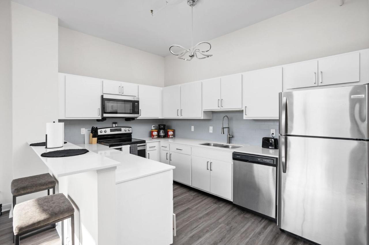 2Br 2Ba In The Block Apartment By Cozysuites Indianapolis Zewnętrze zdjęcie