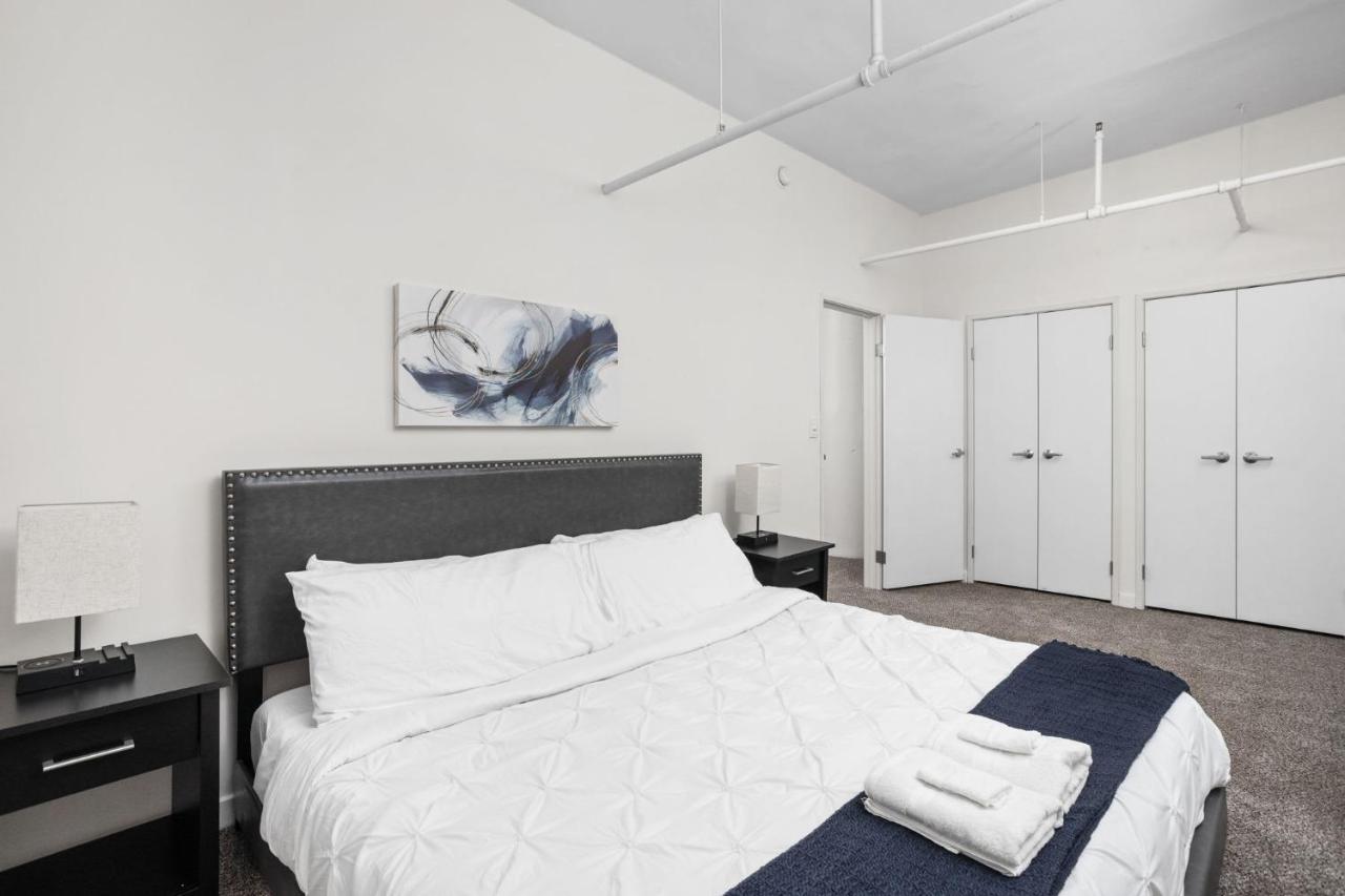 2Br 2Ba In The Block Apartment By Cozysuites Indianapolis Zewnętrze zdjęcie